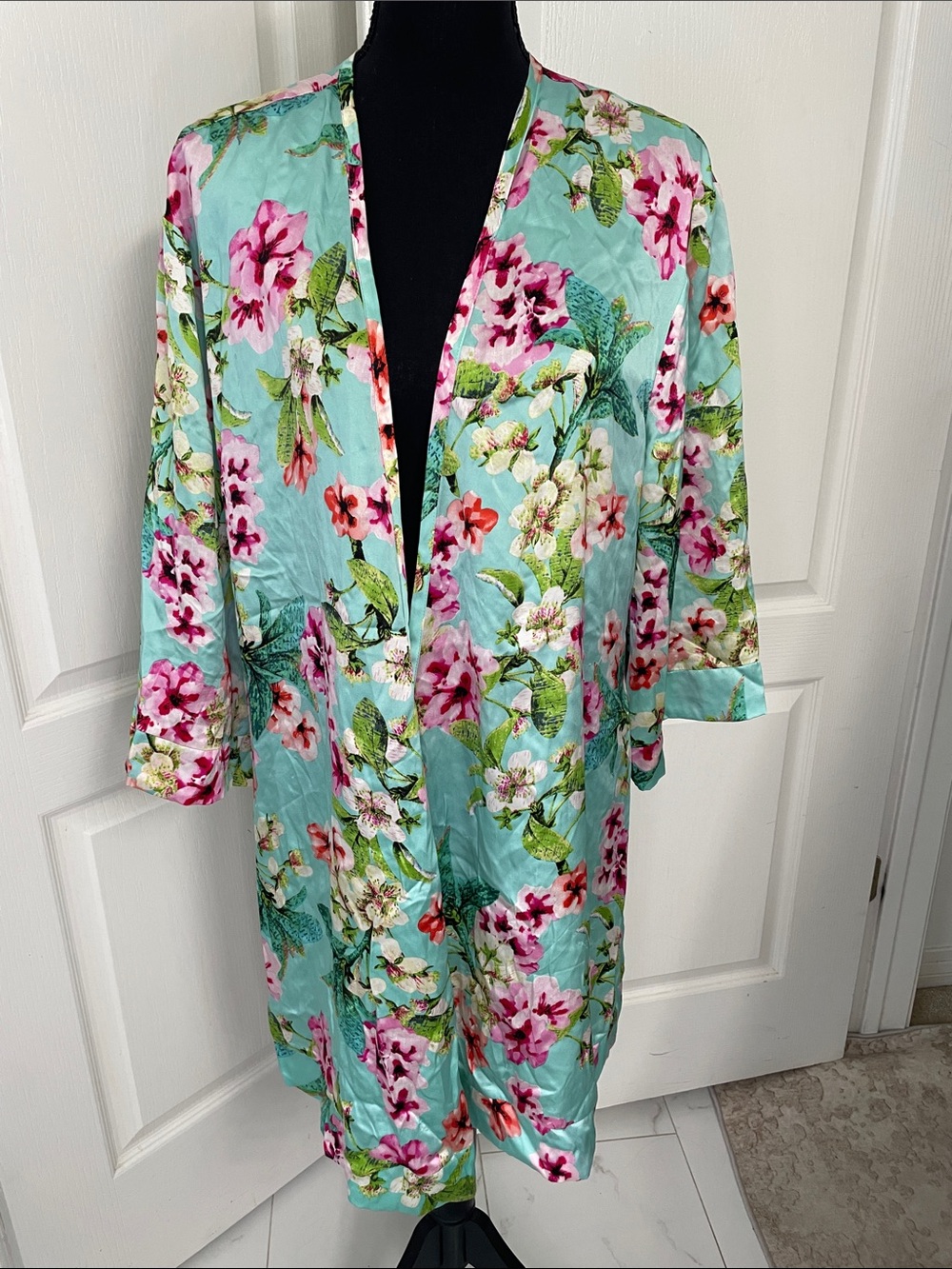 Yumi Kim silk robe M floral